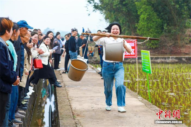 В Сычуани сельские спортивные игры открыли сезон весенних полевых работ