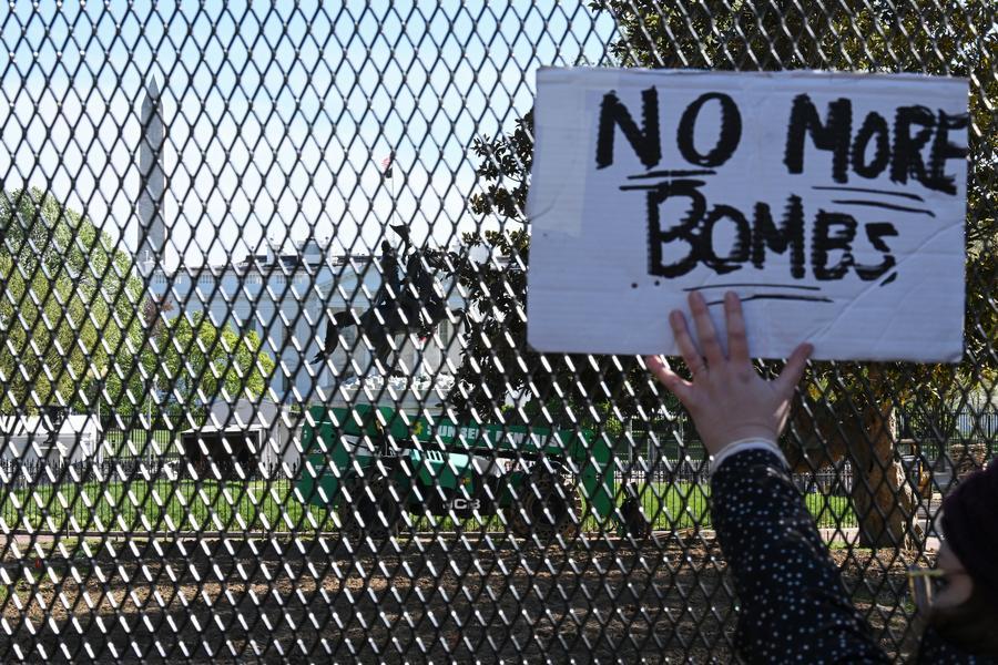 Перемирие между США и Ираном распространяется "повсеместно", включая Ливан -- премьер-министр Пакистана