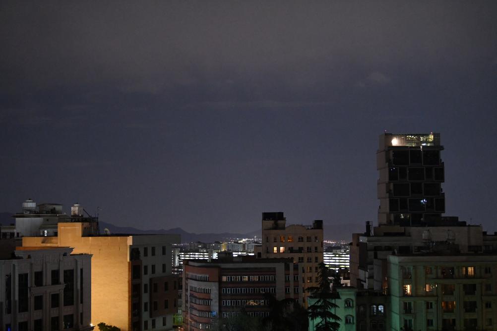 Тегеран "продолжит не доверять своим врагам" -- официальный представитель правительства Ирана