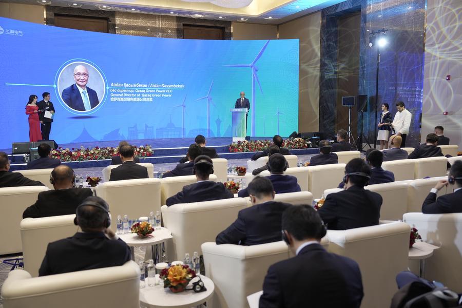 В Казахстане состоялась церемония начала строительства ветропарка мощностью 1 ГВт с участием китайских компаний