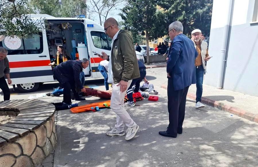 Число жертв стрельбы в школе на юге Турции возросло до 9 человек