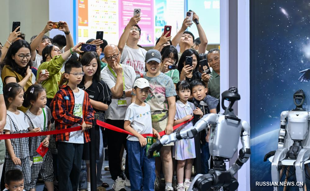 6-е Китайское международное ЭКСПО потребительских товаров завершилось в городе Хайкоу