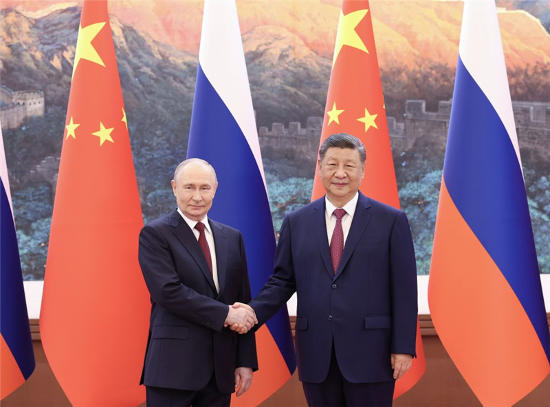 Си Цзиньпин провел переговоры с В. Путиным в Пекине