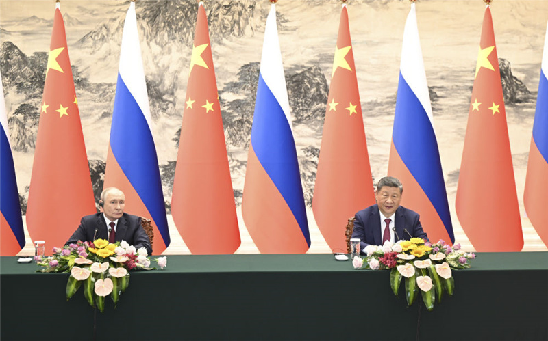 Си Цзиньпин провел переговоры с В. Путиным в Пекине