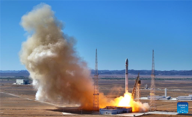 Китай успешно запустил ракету-носитель "Чанчжэн-12B Y1"