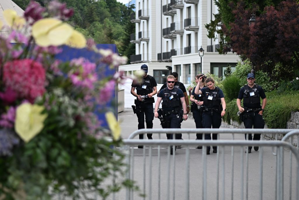 Переговоры между США и Ираном в Швейцарии продвигаются к заключению окончательного соглашения -- премьер-министр Пакистана