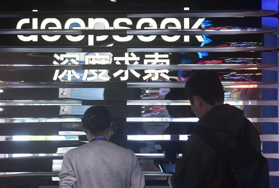 Объем индустрии искусственного интеллекта Китая в 2025 году превысил 1,2 трлн юаней