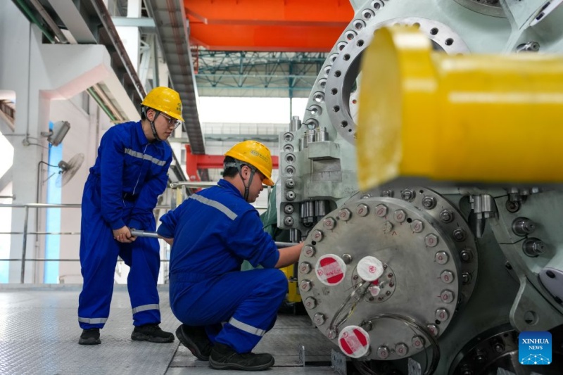 Китай осуществил экспортную поставку отечественной газовой турбины большой мощности F-класса в Казахстан