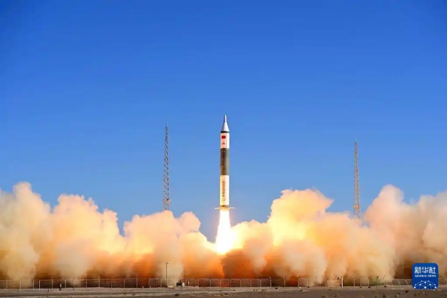 Китай запустил два спутника с помощью ракеты-носителя "Куайчжоу-11 Y3"