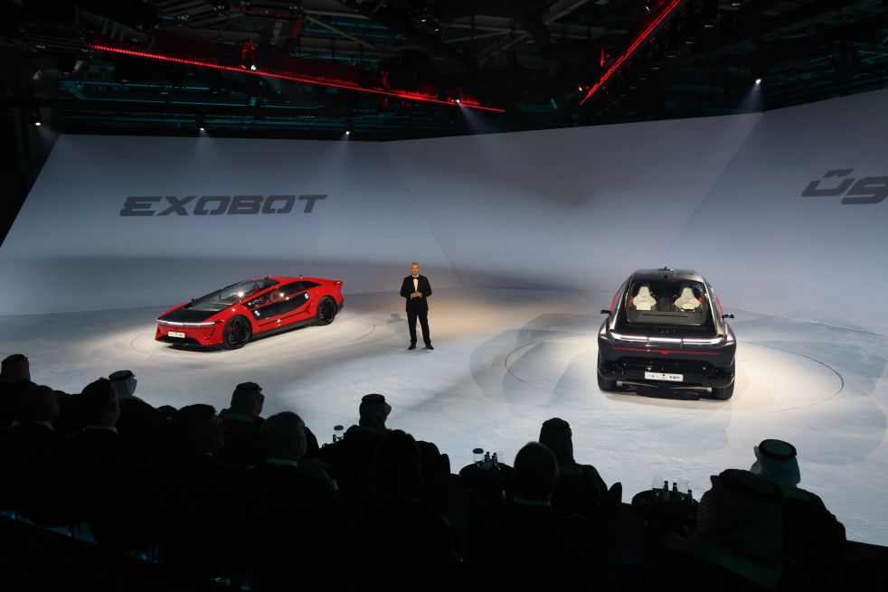 Первый автомобильный бренд Саудовской Аравии CEER впервые представил электромобили